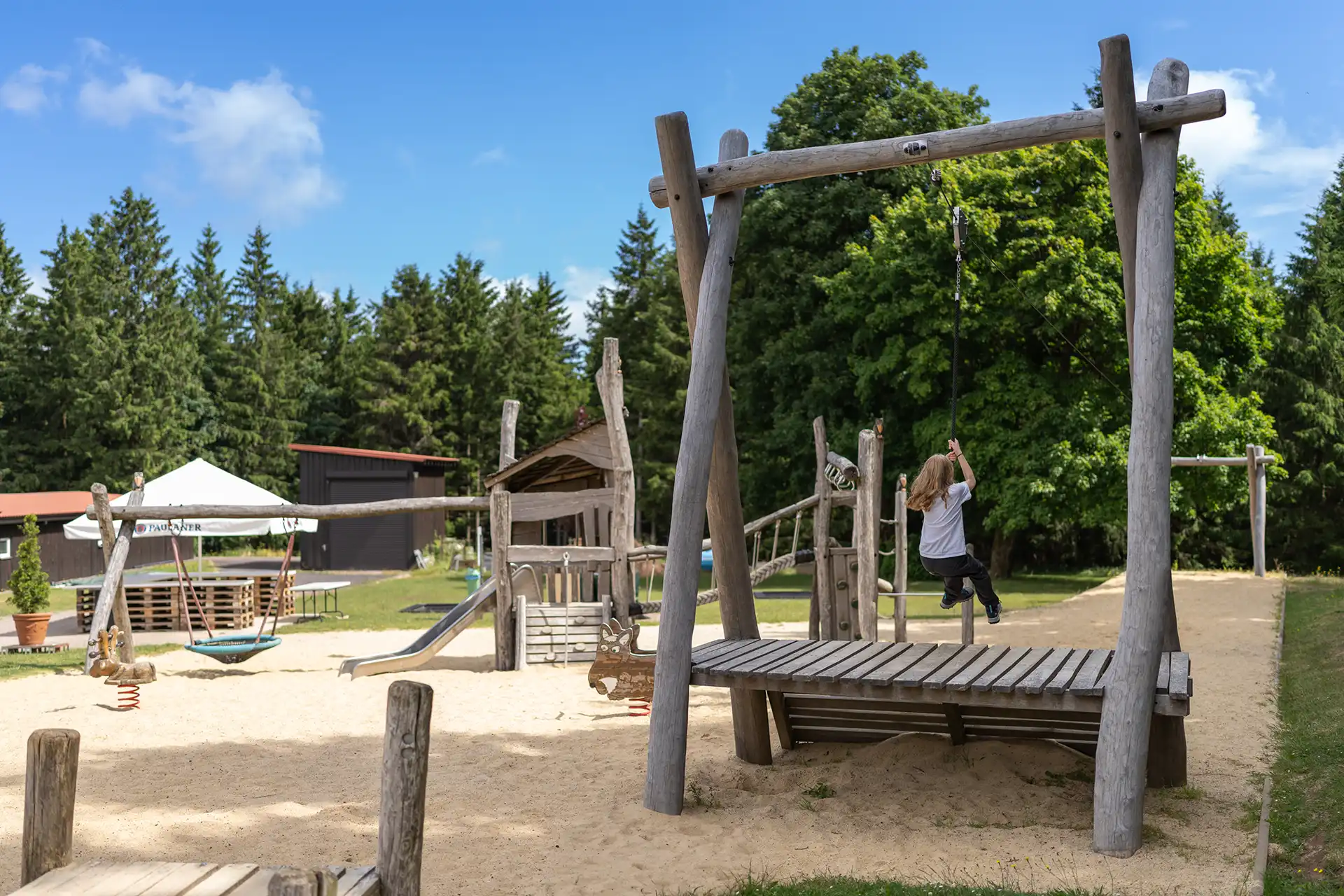 Heuberghaus - Berggasthof - Abenteuerspielplatz