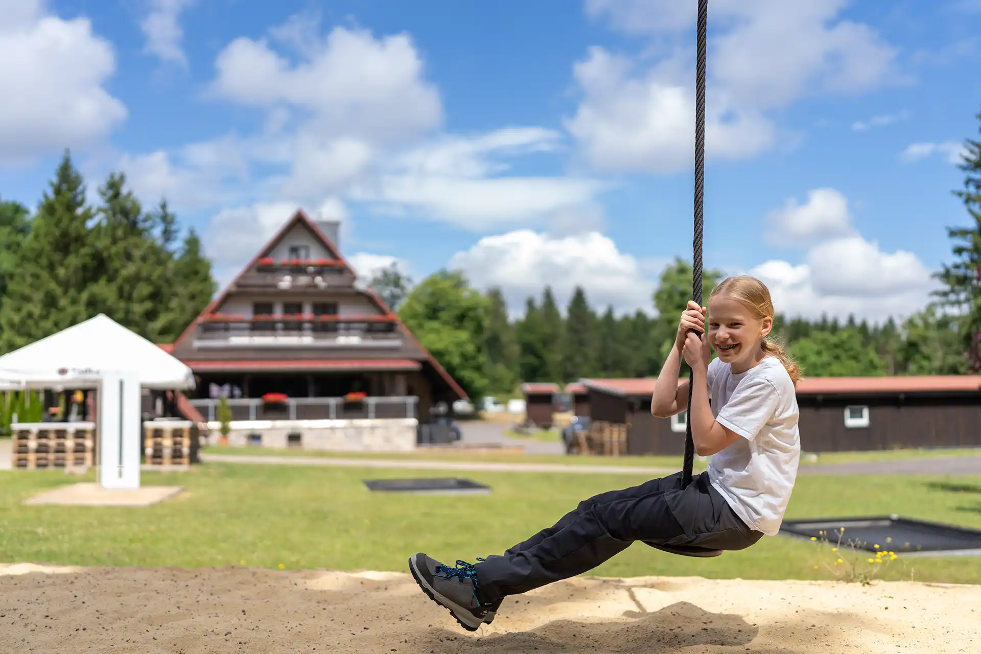 Heuberghaus - Berggasthof - Abenteuerspielplatz
