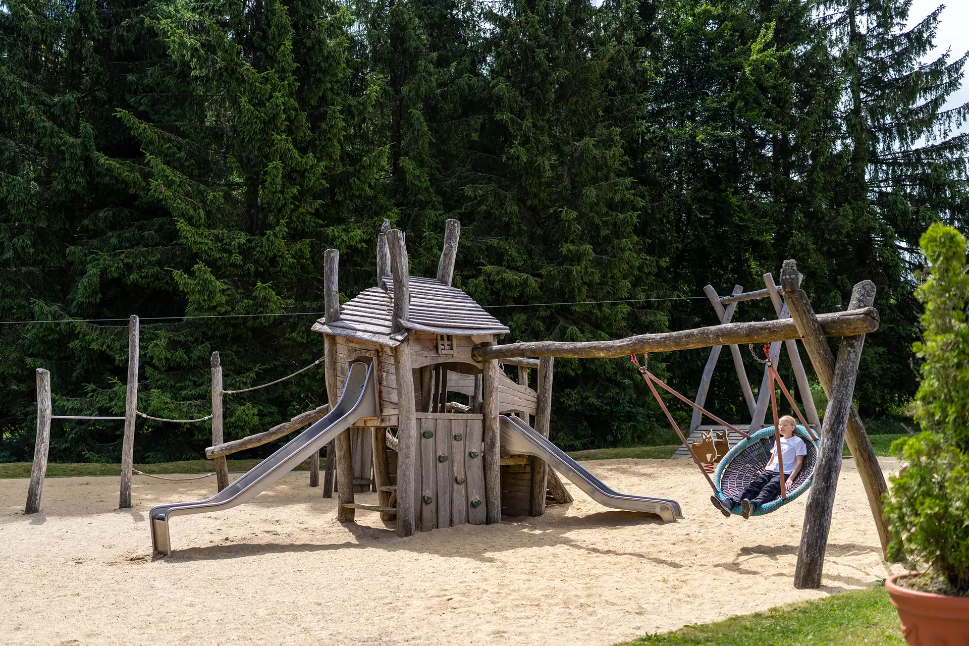 Heuberghaus - Berggasthof - Abenteuerspielplatz